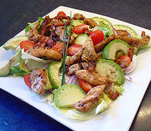 Salade de avocat au poulet