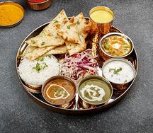 Вегетарианский тали Veg Thali