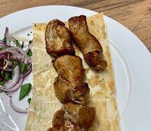 Шашлык из cвинoй шейки