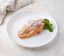 Миндальный круассан