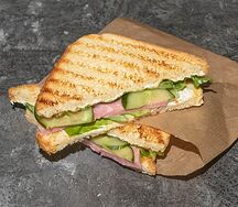 Сэндвич с ветчиной