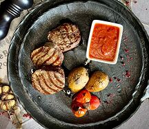 Медальоны из говяжьей вырезки