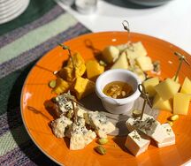 Сырная тарелка