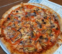 Пицца с говядиной