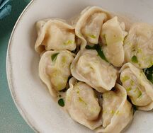 Пельмени с гребешком и креветкой