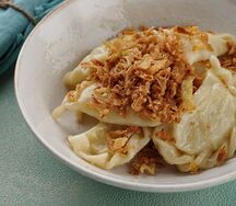 Вареники ручной лепки с картошкой и белыми грибами