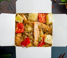 Wok по-тайски фунчоза с курицей