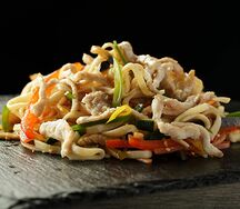 Вок Бутанику удон