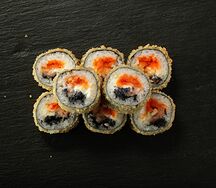 Горячий ролл Ботан Маки