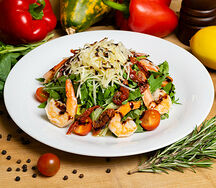 Салат с рукколой и креветками