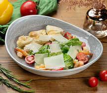 Салат Цезарь с креветками