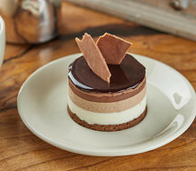 Пирожное Три шоколада