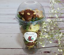 Стаканчик с клубникой