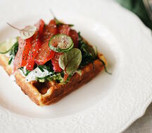 Творожная вафля со слабосоленым лососем