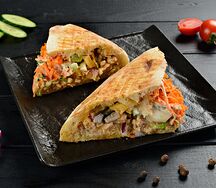 Шаурма в пите с курицей