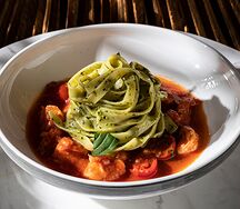 Феттуччине с креветками Pesto