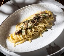 Спагетти с белыми грибами