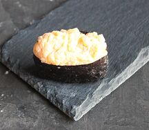 Гункан с креветкой