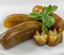 Соленые огурцы