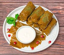 Долма из винoградных листьев