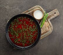 Борщ с телячьими хвостиками