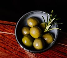 Сицилийские зеленые оливки