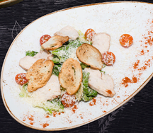 Цезарь с курицей