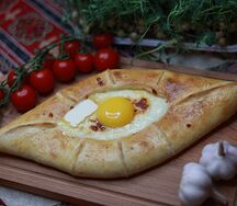 Хачапури по-аджарски