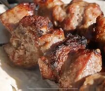 Шашлык из cвинoй шеи