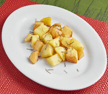 Запеченный картофель с розмарином