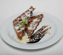 Вафли со сгущенным молоком и кедровым орехом