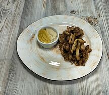 Уши свиные жареные