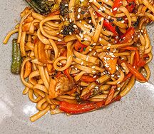 Удон с лососем терияки