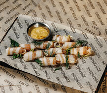 Нарезка из сала с горчицей