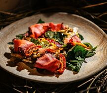 Салат с ростбифом и вешенками