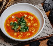 Куриный суп с пастой птитим