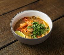 Том ям с креветкой