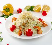 Салат Цезарь с креветками