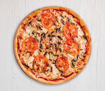 Пицца с курицей и грибами