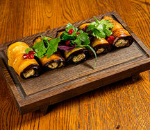 Рулетики из баклажанов