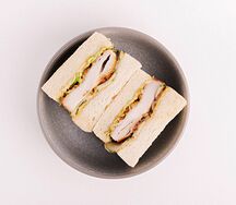 Сэндвич с цыплёнком кацу