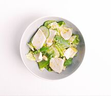 Салат с жареным кальмаром и цитрусом