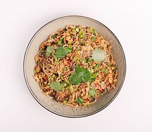 Вок-лапша с уткой в устричном соусе