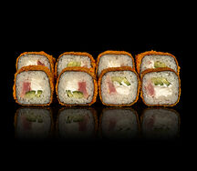 Жареный ролл с тунцом