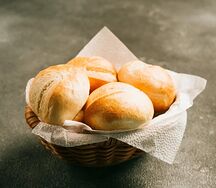 Булочка белая