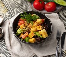 Салат с хрустящими баклажанами