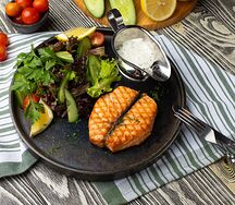 Стейк из лосося