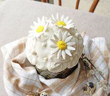 Кулич с ромашками большой
