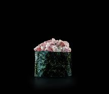 Гункан с тунцом