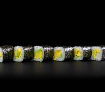 Мини-роллы с авокадо